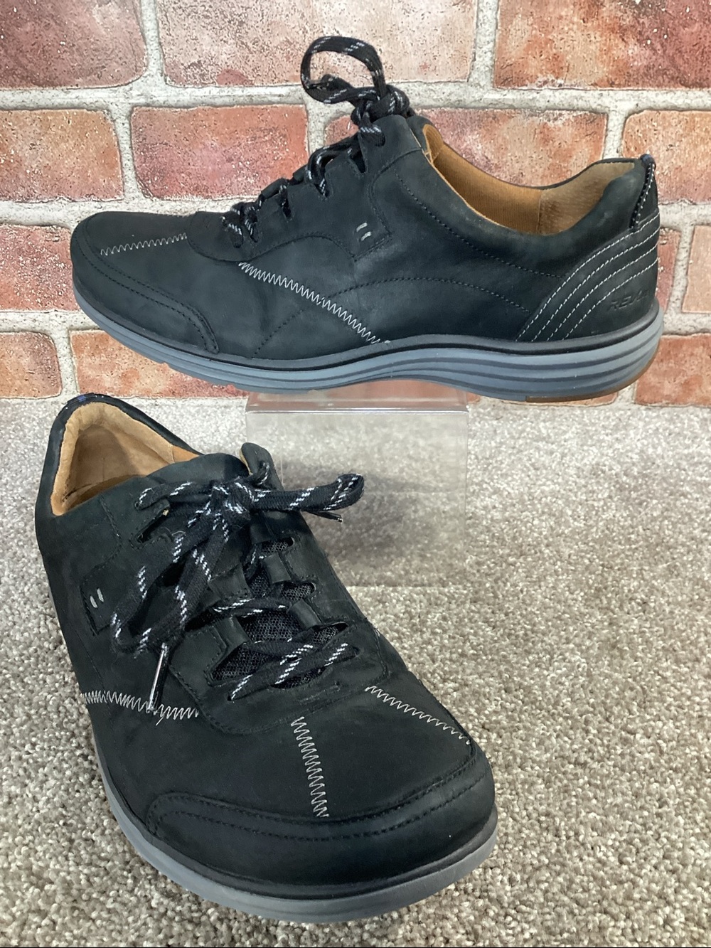 Cobb Hill by New Balance black leather all terrain sneakers women’s size 9.5 W